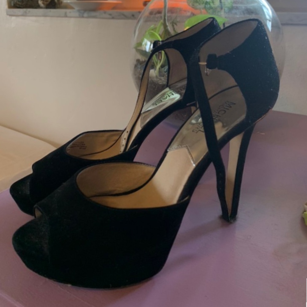 black platform heels michael kor